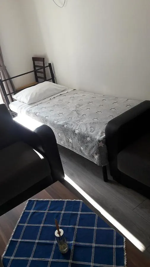 Apartment Apartmani Maric Selce Croatia