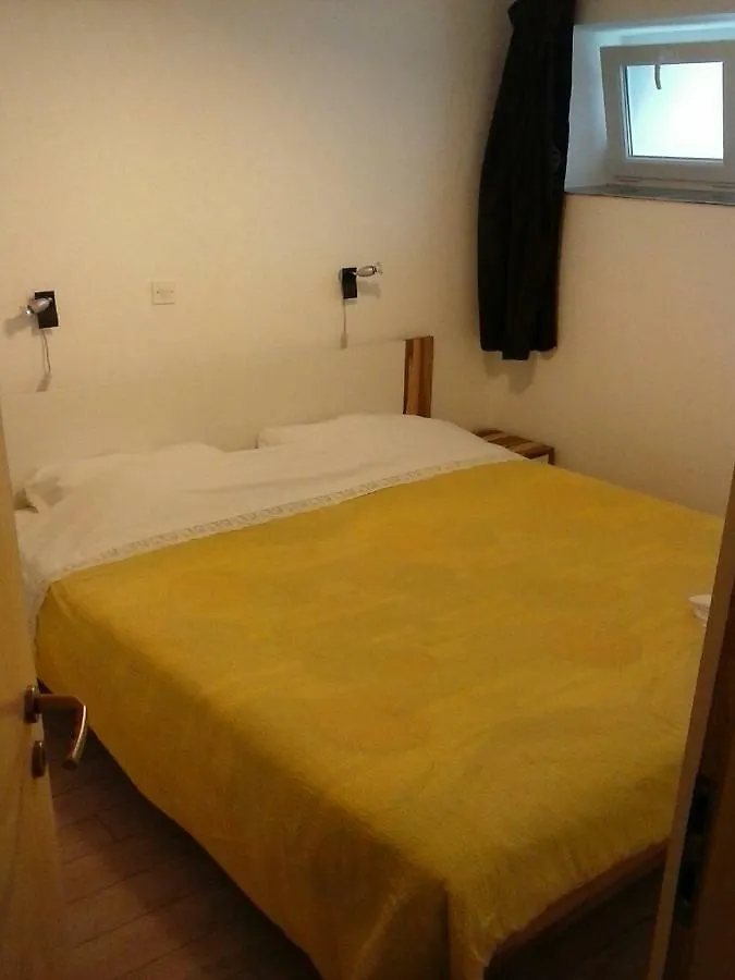 Apartment Apartmani Maric Selce