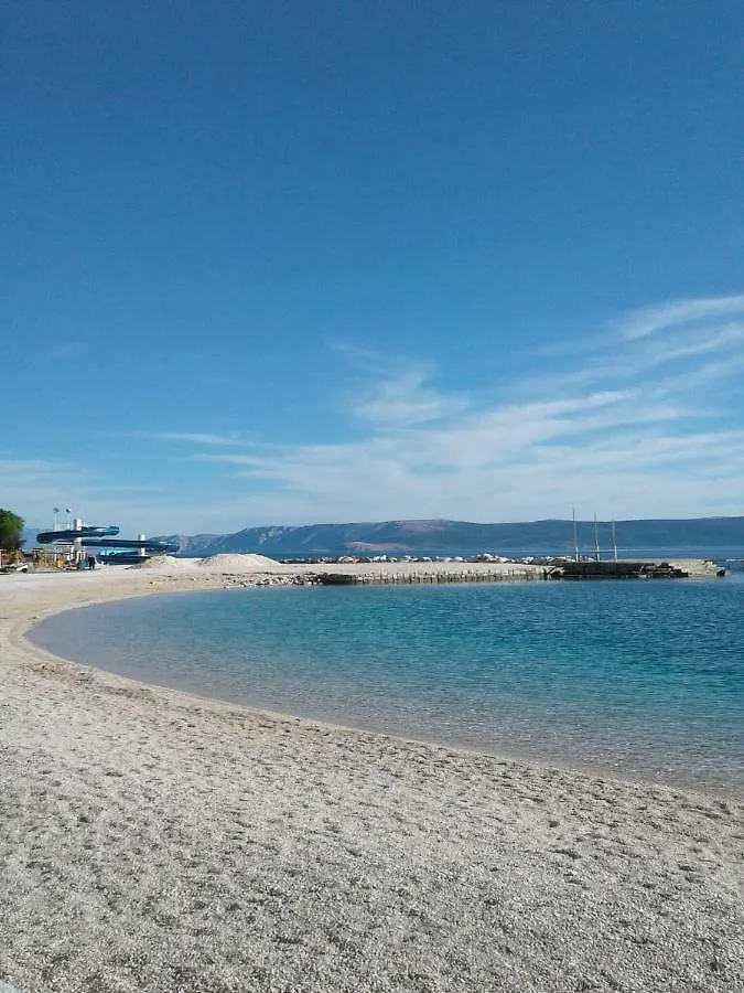 Apartmani Maric Selce 0*,  Croatia