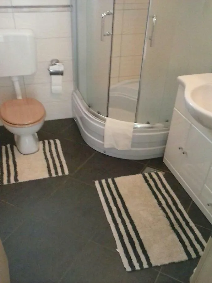 Apartmani Maric Selce Croatia